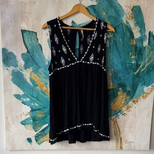 Free People Black Sleeveless V-Neck Embroidered Tunic